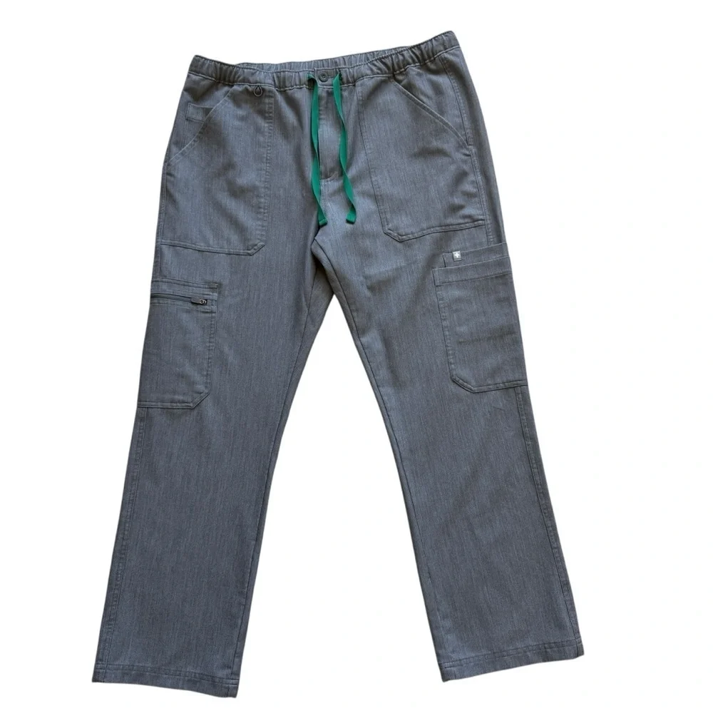 FIGS Men’s Cairo Cargo Scrub Pants Gray L/S  Straight Leg Drawstring Technical